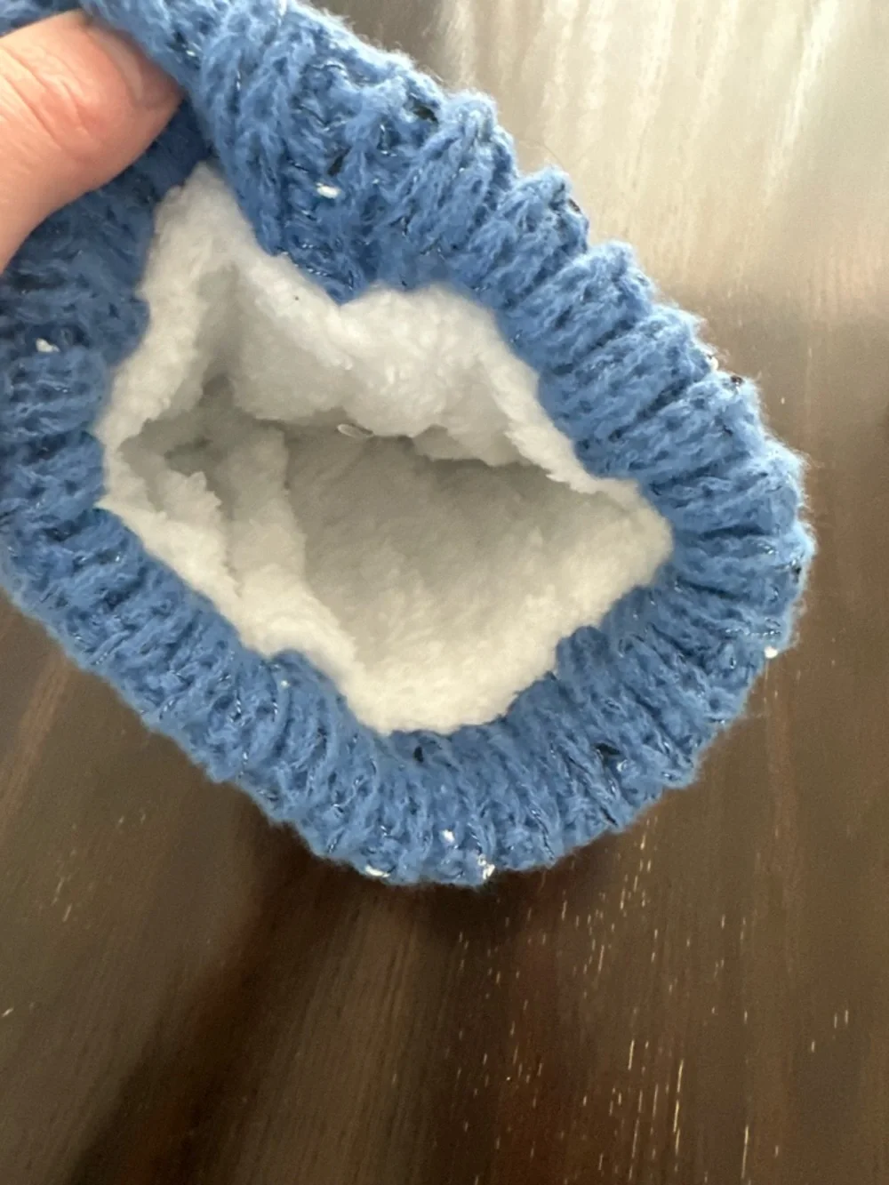 Polar Extreme Women's Blue Pom Pom Thermal Beanie